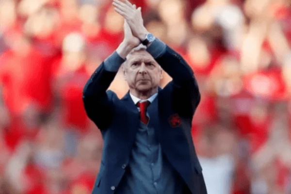 溫格去哪里執(zhí)教了？